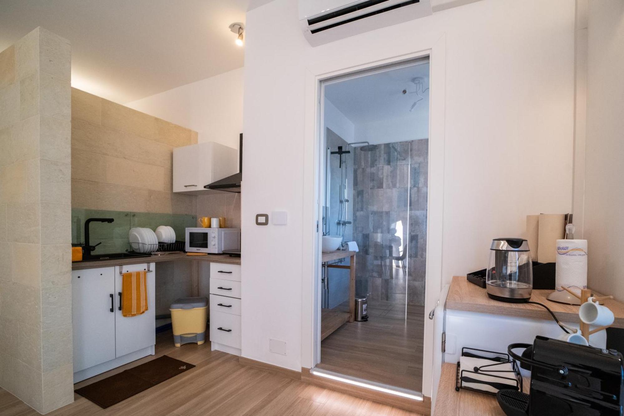Bed and Breakfast Pietra Bianca Кутрофьяно Экстерьер фото